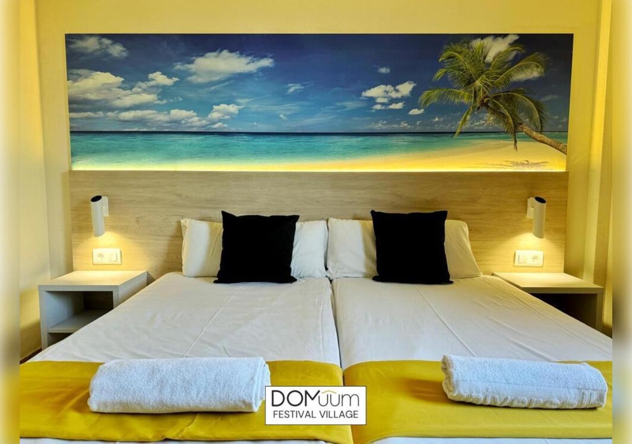 Domuum Holidays - Festival Village Salou Exterior foto