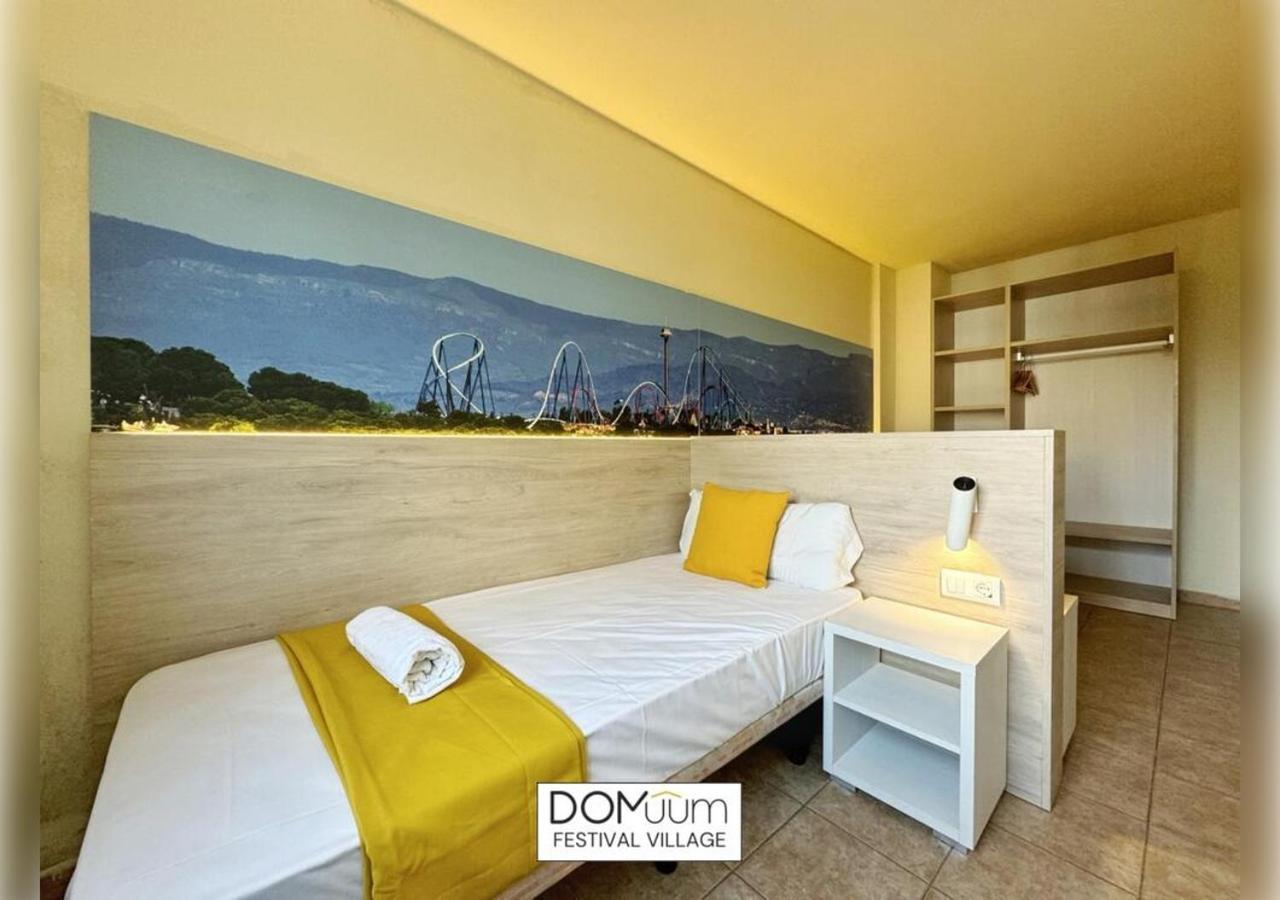 Domuum Holidays - Festival Village Salou Exterior foto
