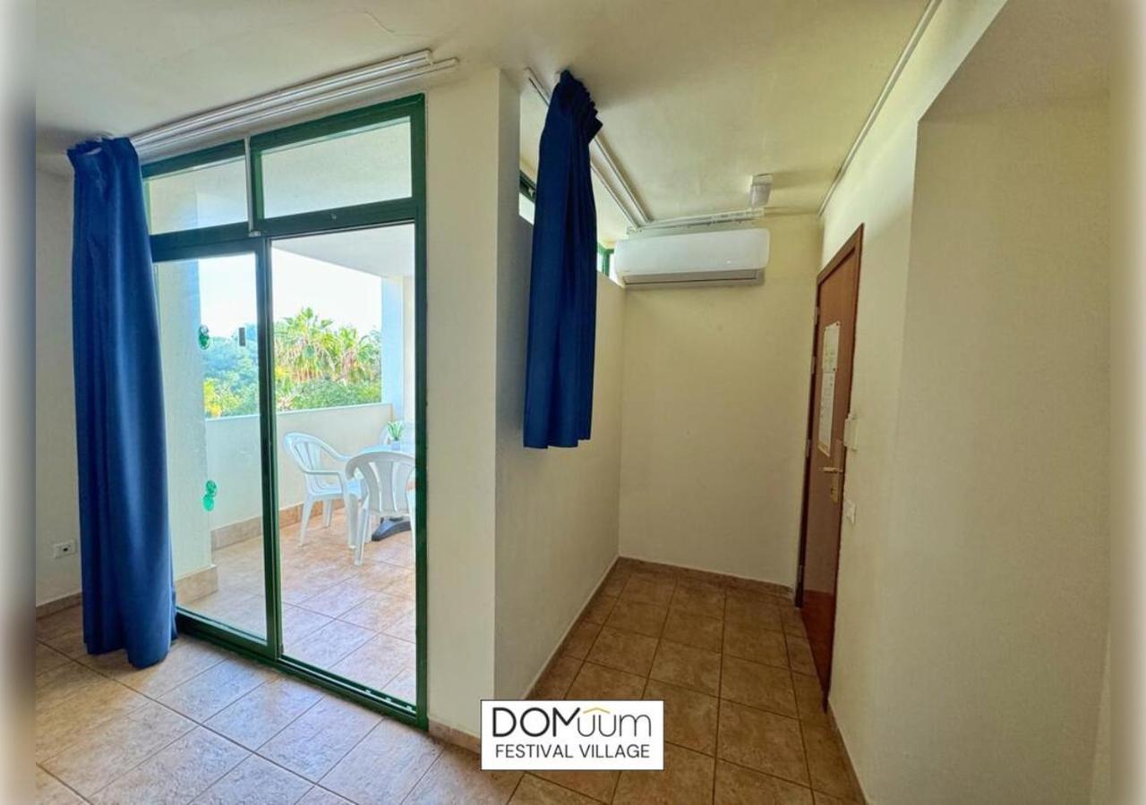 Domuum Holidays - Festival Village Salou Exterior foto